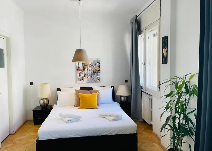 Cismigiu Park View Apartmán
