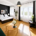 Apartment Cismigiu Park View *