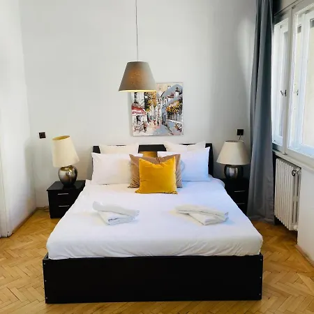 Apartment Cismigiu Park View *