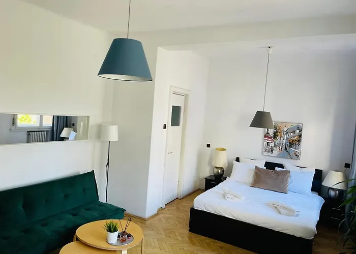 Cismigiu Park View *